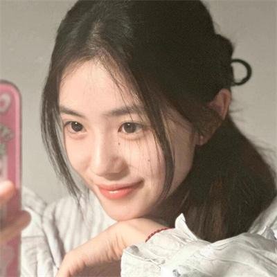 踉跄女孩